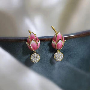 Orecchini Pendenti a Fiore Dorato da Donna, con Strass e Cristalli, in Lega, Gioielli da Festa, Stile Romantico, Micro Incastonatura, Taglio Brillante Rotondo - Product Image 3