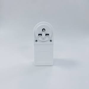 Protector de Voltaje Ajustable Ke Ap16 120V 16A con Pantalla Digital, Enchufe Estilo Americano para Refrigerador, Aire Acondicionado, Televisor - Product Image 2