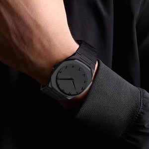 Ensemble cadeau 1158 Cs008, quatre pièces, bagues, bracelets, colliers noirs, montre à quartz musulmane sans boîte, montre arabe en plastique Aura pour hommes - Product Image 2