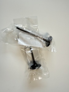 Valvole di aspirazione e scarico per Ford Fiesta EcoSport Focus <span class=keywords><strong>PUMA</strong></span> 1.8 16V Motore 1053845 1131988 1053843 1124514 - Product Image 5