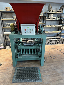 Ga tàu điện ngầm Ngựa-Giày miếng đệm mật độ cao cung cấp số lượng lớn xi măng công nghiệp Spacer máy gạch - Product Image 6