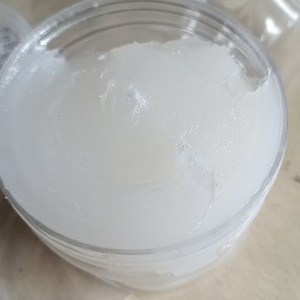 Gelée <span class=keywords><strong>de</strong></span> pétrole blanche <span class=keywords><strong>de</strong></span> première qualité, haute pureté, hydratante, cosmétique, matière première industrielle pour soins <span class=keywords><strong>de</strong></span> la peau sous forme <span class=keywords><strong>de</strong></span> pâte par Walton - Product Image 1