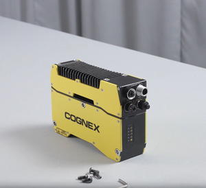 Système de vision 3D Cognex In-Sight L38 AI pour l'inspection des défauts, la lecture optique de caractères (OCR), la détection des positions des billes de soudure et des composants - Product Image 4