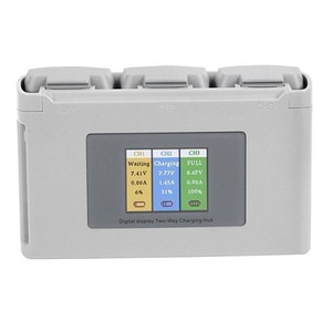 Base de Carga Triple con Pantalla Digital a Color Compatible con <span class=keywords><strong>DJI</strong></span> <span class=keywords><strong>Mini</strong></span> 4K / Mini2 / Mini2 <span class=keywords><strong>SE</strong></span> / <span class=keywords><strong>Mini</strong></span> <span class=keywords><strong>SE</strong></span> - Product Image 1
