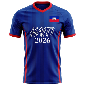 Maglia da Calcio Haiti 2026 da Uomo Blu con Collo a V Rosso in Poliestere con Stampa Sublimatica della Bandiera Nazionale Haitiana per Tifosi - Product Image 1