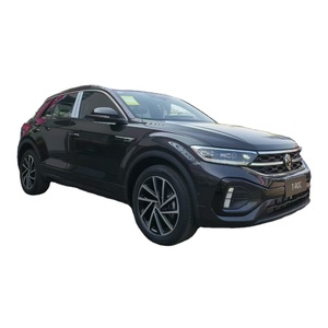 2025 pour <span class=keywords><strong>Volkswagen</strong></span> <span class=keywords><strong>T</strong></span>-<span class=keywords><strong>ROC</strong></span> noir complet nouveau SUV compact FWD essence 1.5L 160PS toit ouvrant panoramique <span class=keywords><strong>prix</strong></span> réduit en Stock - Product Image 1
