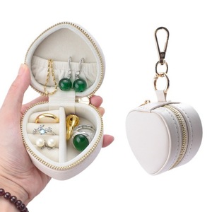 Cute Girls Small <strong>Heart</strong>-<strong>Shaped</strong> Portable <strong>Jewelry</strong> Storage <strong>Box</strong> Simple Hanging Design for Necklaces and Rings Organizer Storage Case - Product Image 3