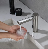 Robinet à capteur sans contact en céramique moderne avec eau chaude/froide pour salle de bain et chambre, monocommande en laiton, monotrou, à poser sur le plan.