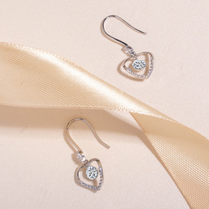 Pendientes de plata de ley S925 con forma de corazón y circonita, diseño hueco para mujer, uso diario - Product Image 3