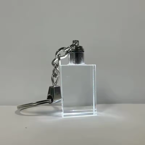 New sản phẩm khuyến mại biểu tượng tùy chỉnh K9 pha lê Octagon vòng chìa khóa <span class=keywords><strong>LED</strong></span> ánh sáng pha lê 3D laser Móc chìa khóa - Product Image 3