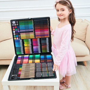 Precio al por mayor OEM personalizado 258 Uds Multi colores cera crayón lápices de colores juego de pintura arte plástico conjunto para niños - Product Image 6