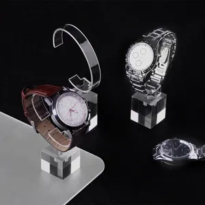 Yeni tasarım zarif şeffaf akrilik kol saati sergileme standı pleksiglas kol saati Deluxe akıllı kol saati vitrin standı kol saati sergileme standı C raf ile