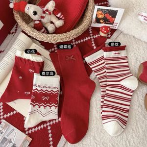 Chaussettes mi-mollet pour femmes, style Noël rayé, chaudes, épaisses, antidérapantes, mode automne-hiver, motif rouge et blanc - Product Image 3