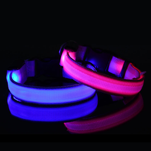 Lynpet 멀티 컬러 충전식 LED 라이트 업 개 칼라 라일론 플래시 글로우 다크 솔리드 나일론 애완 동물 칼라 - Product Image 5