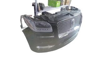 Accessoires de voiture Meilleures ventes Pièces de rechange pour voiture OEM Pare-chocs avant pour <span class=keywords><strong>Lincoln</strong></span> <span class=keywords><strong>Navigator</strong></span> avec radiateur de phare - Product Image 3