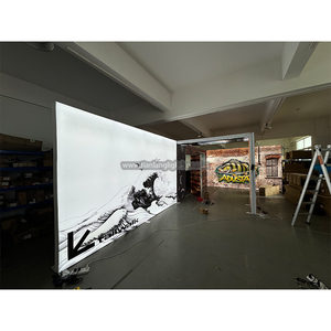TianLang Cabine d'affichage de salon professionnel en aluminium portable de haute qualité Boîte à lumière à configuration rapide pour les expositions - Product Image 1