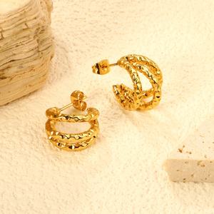 Pendientes de Aro de Acero Inoxidable al por Mayor para Mujer, Joyería de Moda Chapada en Oro de 18K, Pendientes en Forma de C Multicapa Retorcidos - Product Image 5