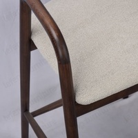 Tabourets de bar modernes en bois massif de style nordique, chaises de bar à comptoir en noyer massif avec coussin de siège et repose-pieds pour îlot de cuisine