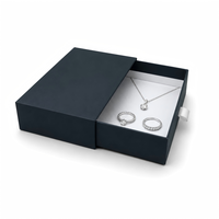 Boîte d'expédition pliable en carton ondulé haut de gamme avec logo personnalisé pour emballage de vente au détail de marque