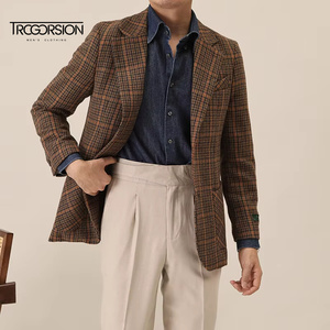 Veste en polyester rétro britannique en <span class=keywords><strong>tweed</strong></span> à chevrons en laine pour hommes, <span class=keywords><strong>blazer</strong></span> rembourré marron à simple boutonnage peigné décontracté et mince - Product Image 3