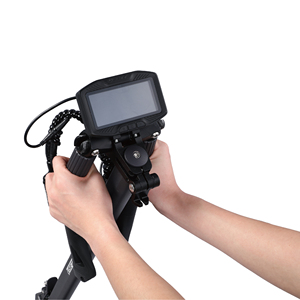 สกู๊ตเตอร์ไฟฟ้าแบบสองมอเตอร์ 48V 15.6Ah พับได้ ขนาดเล็ก ล้อ 8.5 นิ้ว - Product Image 6