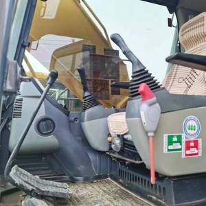 Excavadora Usada Original de Alta Calidad Hyundai 210LC en Venta en Shanghái en Buenas Condiciones y a Buen Precio - Product Image 6