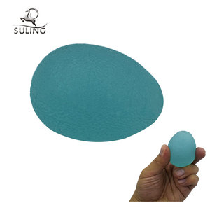Precio bajo al por mayor juguetes dedo de silicona de agarre huevo bola suave terapia deportes agarre mano Bola de masaje - Product Image 3