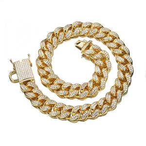 Cadena de Metal de acero inoxidable con cierre de diamante <span class=keywords><strong>para</strong></span> perro, cadena de eslabones cubanos de 18mm y 316L, venta al por mayor - Product Image 2