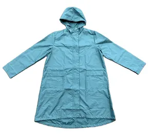 Hochwertiger wasserdichter Regenmantel für den Außenbereich Modischer Damen-Pongee-Regenmantel für lange Damen mit Kapuze