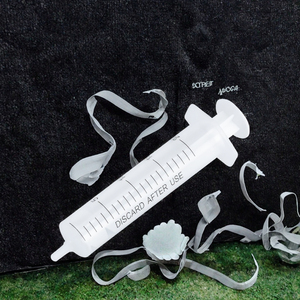 Seringue Métallique Vétérinaire QZ Médicale, Certifiée CE, Stérile, à Embout Luer Lock, Disponible en Tailles 1ml, 2ml, 3ml, 5ml, avec Fonctionnalité de Sécurité pour Vaccins - Product Image 2