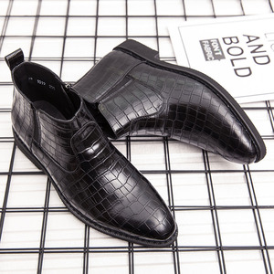 Botas para hombre más vendidas, botas de trabajo británicas de caña alta a la moda, zapatos casuales de caña media versátiles para hombre - Product Image 4