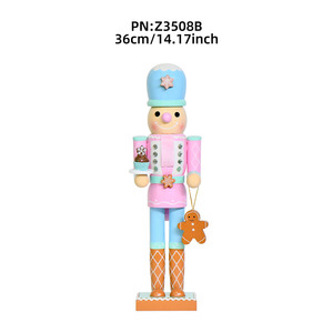<span class=keywords><strong>Cascanueces</strong></span> <span class=keywords><strong>de</strong></span> Madera <span class=keywords><strong>de</strong></span> 14 Pulgadas con Diseño Pastel Candy Land, Decoración Navideña, <span class=keywords><strong>Cascanueces</strong></span> <span class=keywords><strong>de</strong></span> Madera con Cupcake y Hombre <span class=keywords><strong>de</strong></span> Jengibre - Product Image 2