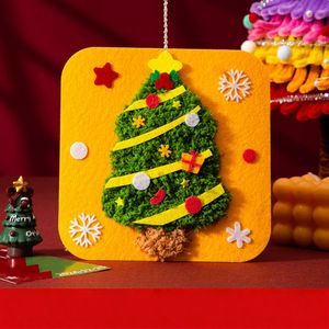 Decoraciones Navideñas Coloridas y Duraderas Hechas a Mano con Hilo, Regalo de 17x7cm - Product Image 2