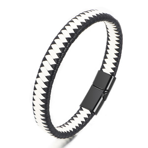 Venta al por mayor de lujo de los hombres simples tejidos brazalete de cuero negro pulseras de aleación de cuero de moda con cierre magnético