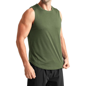 Débardeur de performance sans coutures, construction collée, sans frottement, pour les entraînements longue durée et le confort essentiel tout au long de la journée pour les hommes. - Product Image 1