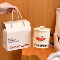 Vente en gros de tasses à café en céramique amusantes et créatives à grande bouche avec couvercle, pour cadeau de couple, bureau, maison, petit-déjeuner