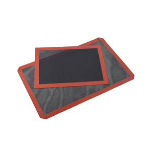 Tapis de four résistant à la chaleur Tapis de cuisson en silicone en fibre de verre antiadhésif perforé - Product Image 3