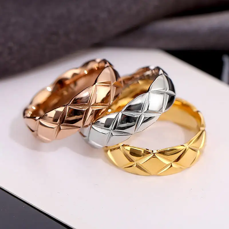 Lefeng Personalidade Personalizada Mulheres De Aço Inoxidável Anel Geométrico Banhado A Ouro Gravado Braid Chunky Finger Ring Mulheres Jóias