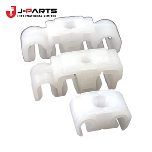Clip de fixation de tube pour Nissan URVAN E25 2007-2012 OE 92552-VW110 92552VW110 - Product Image 1