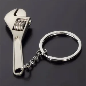 Benutzer definierte Thor Hammer Schlüssel anhänger Metall zange Schraubens chl üssel Schaufel Männer Multi tool Schlüssel ring Selbstverteidigung Mini Multi Tool Schlüssel bund