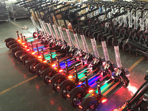 Scooter électrique pliable avec siège et deux roues, moteur arrière original, batterie au lithium 800W, 15Ah, <span class=keywords><strong>10</strong></span> <span class=keywords><strong>pouces</strong></span>, vitesse maximale rapide, 55km - Product Image 4