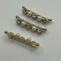 Broche en métal incurvé avec perles de cristal alternées, finition or poli écologique, accessoires de couture personnalisés pour vêtements