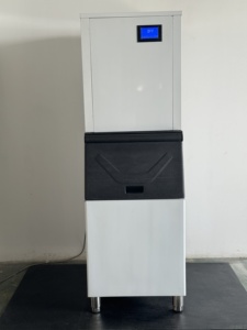 Venta caliente 200Kg Máquina <span class=keywords><strong>de</strong></span> cubitos <span class=keywords><strong>de</strong></span> hielo eléctrica industrial <span class=keywords><strong>para</strong></span> el hogar Coche Hotel Uso al aire libre RV con <span class=keywords><strong>precio</strong></span> bajo - Product Image 4