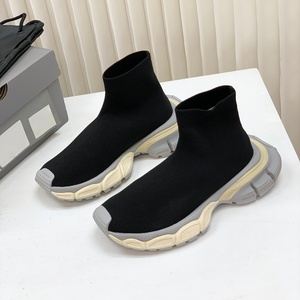 Chaussures de sport de luxe de haute qualité, baskets de créateur personnalisées, chaussures de course respirantes antidérapantes, chaussures décontractées épaisses type chaussettes - Product Image 4