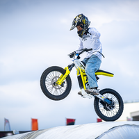 Moto électrique tout-terrain pour enfants, moteur sans balais 1500W, cadre en alliage d'aluminium, autonomie de 40 km, pour enfants de 8 à 12 ans, livraison directe d'usine