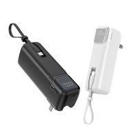 Batterie externe C8-Mini avec prise AC, 10 000 mAh, en plastique de haute qualité, câble USB-C intégré, compacte et portable, prenant en charge la charge rapide bidirectionnelle