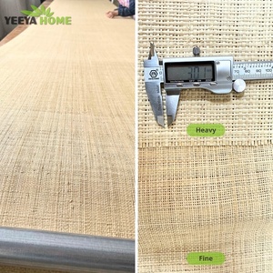 <span class=keywords><strong>Feuille</strong></span> <span class=keywords><strong>de</strong></span> <span class=keywords><strong>feuille</strong></span> <span class=keywords><strong>de</strong></span> <span class=keywords><strong>palmier</strong></span> en raphia naturel 105x65cm pour la fabrication <span class=keywords><strong>de</strong></span> chapeaux, sacs, chaussures et artisanat – Matériau en gros <span class=keywords><strong>de</strong></span> Madagascar - Product Image 5