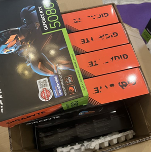การ์ดจอ New Gaming GeForce RTX 4060 Ti AERO OC 8G สีขาว พัดลมสามตัว GDDR6 8GB สำหรับเล่นเกม Black Myth 1 สร้างขึ้นด้วย Ada Lovelace GPU - Product Image 2