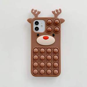 Feliz Navidad-funda de silicona para teléfono móvil, carcasa con Relieve a presión para Iphone <span class=keywords><strong>12</strong></span> 13 Pro Max Xr Xs X 8 <span class=keywords><strong>7</strong></span> 6 - Product Image 4