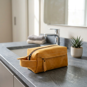 Trousse de Toilette en Cuir Véritable Taille Moyenne, Fermeture Éclair Vintage, Étui Cosmétique Durable pour Voyage - Product Image 3